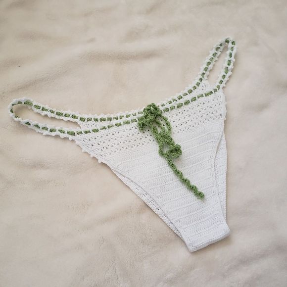 HANDMADE Crochet bottoms size M - Picture 2 of 3